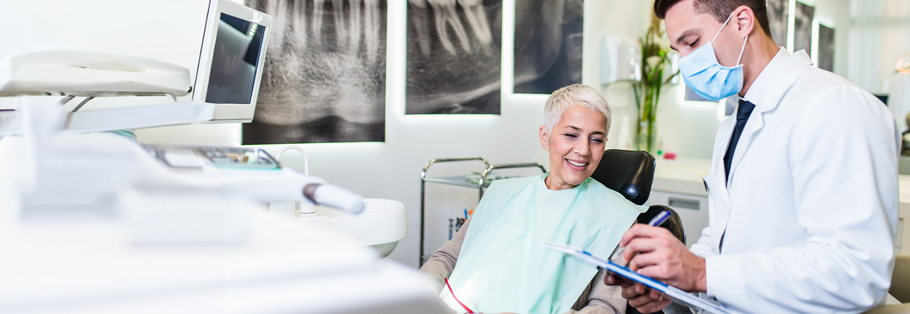 Endodontist about to treat a patient